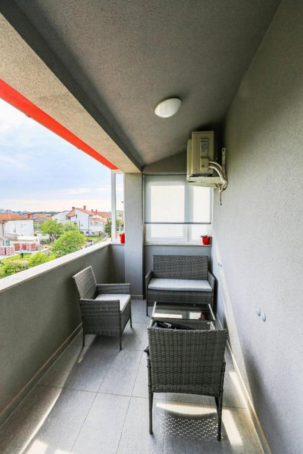 شقة Apartman M&A بولا المظهر الخارجي الصورة